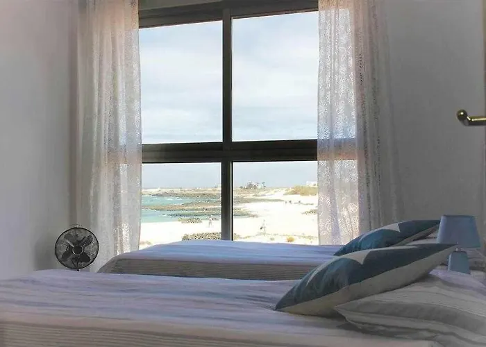 Marluma Marfolin 12. Sun, And Relax. El Cotillo (Fuerteventura)