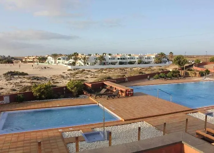 Marluma Marfolin 12. Sun, And Relax. *